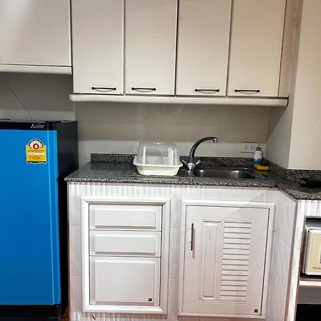 Omni Tower Sukhumvit Soi 4 Direct Apartman Bangkok Kültér fotó