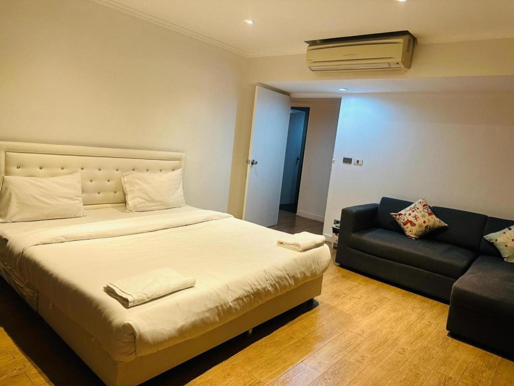 Omni Tower Sukhumvit Soi 4 Direct Apartman Bangkok Kültér fotó