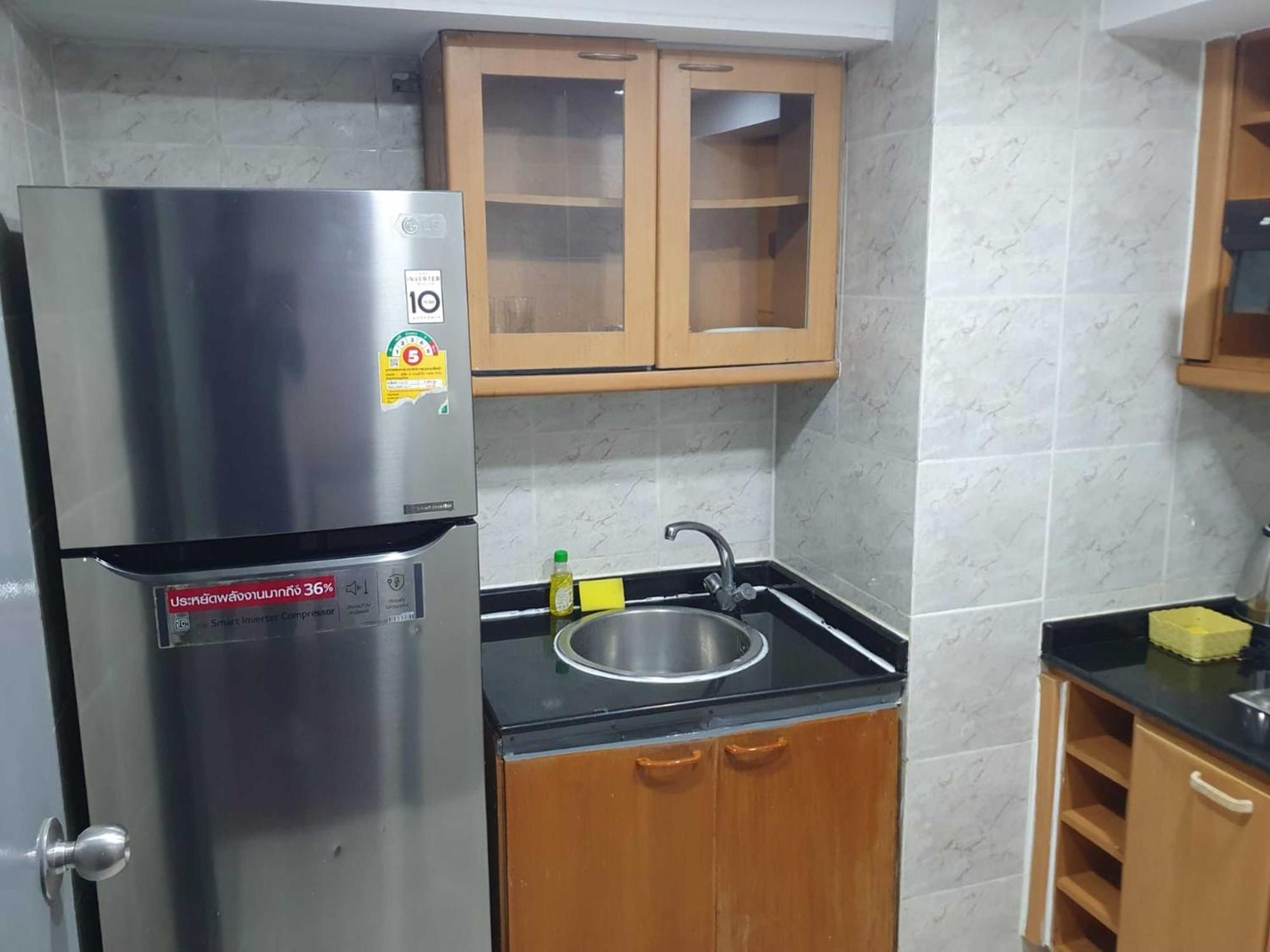 Omni Tower Sukhumvit Soi 4 Direct Apartman Bangkok Kültér fotó